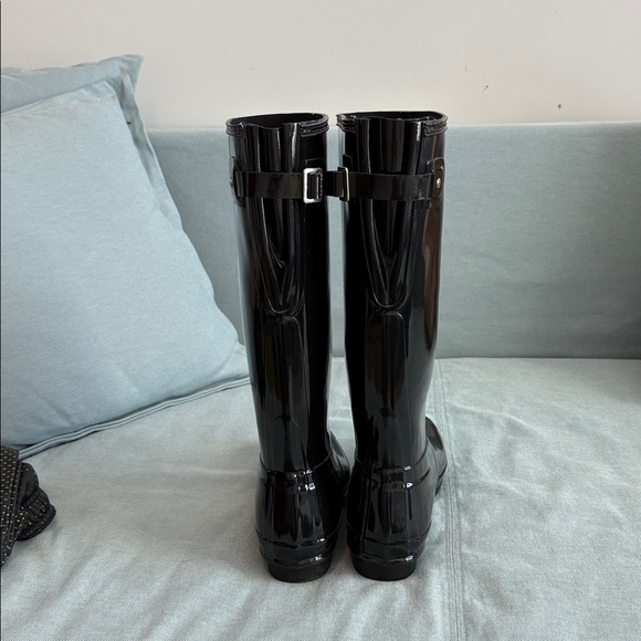 EUC Hunter adjustable back glossy tall rain boots - Picture 3 of 4